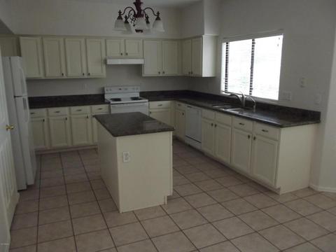 3919 E Taro Ln, Phoenix, AZ 85050 photo 5