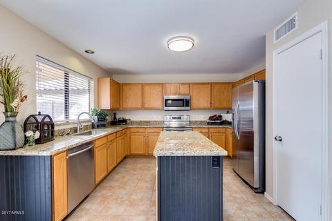 2015 E Daley Ln, Phoenix, AZ 85024 photo 13