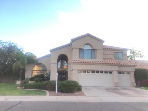 1831 E Lakecrest Dr, Gilbert, AZ 85234 photo 1