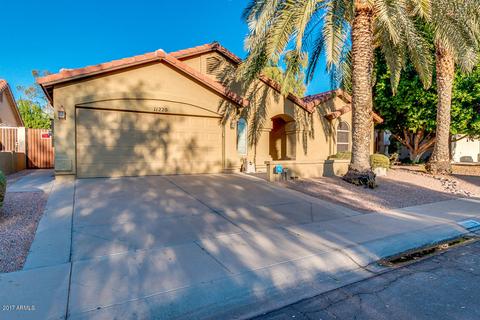 11220 S 44th St, Phoenix, AZ 85044 photo 3