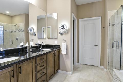 3840 E Melinda Dr, Phoenix, AZ 85050 photo 5