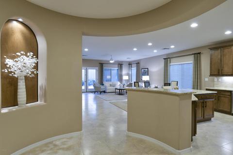 3840 E Melinda Dr, Phoenix, AZ 85050 photo 2