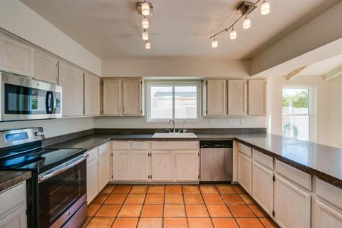 3601 E Rosemonte Dr, Phoenix, AZ 85050 photo 4