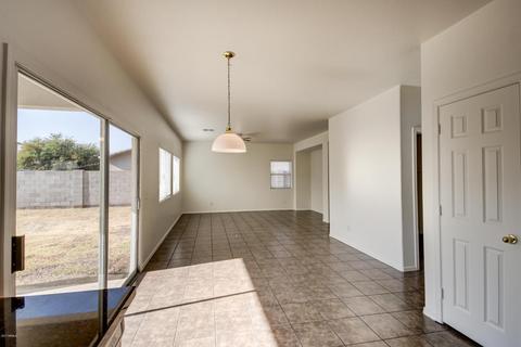 3745 E Sandy Way, Gilbert, AZ 85297 photo 15
