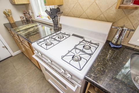 1039 E Devonshire Ave, Phoenix, AZ 85014 photo 2