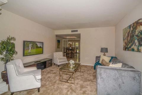 636 E Canterbury Ln, Phoenix, AZ 85022 photo 10