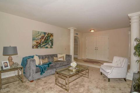 636 E Canterbury Ln, Phoenix, AZ 85022 photo 2