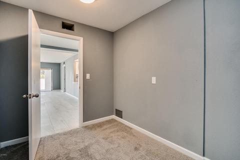1201 E Meadow Ln, Phoenix, AZ 85022 photo 14