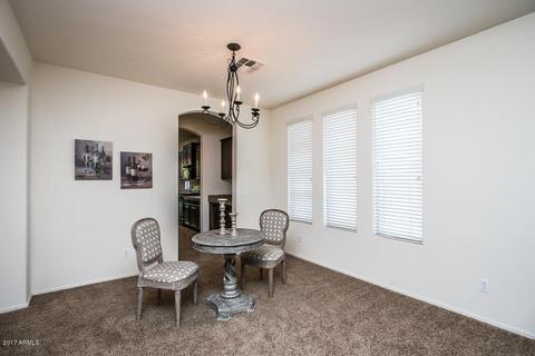 723 E Kingbird Dr, Gilbert, AZ 85297 photo 4