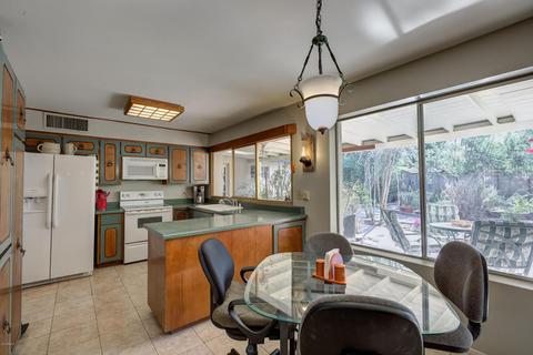 1605 E Westchester Dr, Tempe, AZ 85283 photo 4