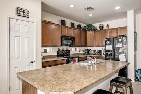 3064 E Palmdale Ln, Gilbert, AZ 85298 photo 7