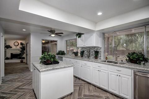 1751 E Indigo St, Mesa, AZ 85203 photo 2