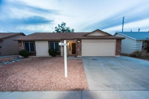 976 S Wanda Dr, Gilbert, AZ 85296 photo 2