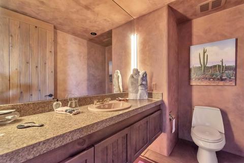 2564 E Ocotillo Rd, Phoenix, AZ 85016 photo 17