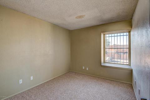 4021 S 44th St, Phoenix, AZ 85040 photo 12