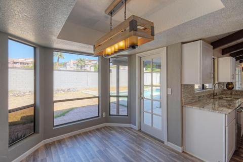 910 E Beck Ln, Phoenix, AZ 85022 photo 2