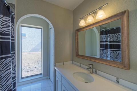 910 E Beck Ln, Phoenix, AZ 85022 photo 5