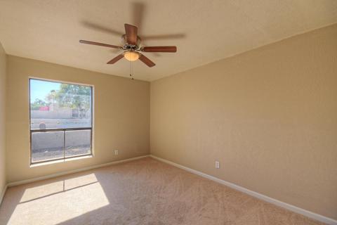 910 E Beck Ln, Phoenix, AZ 85022 photo 8