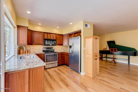 2620 E Christy Dr, Phoenix, AZ 85028 photo 27