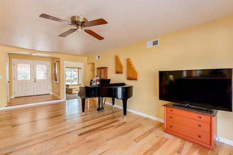 2620 E Christy Dr, Phoenix, AZ 85028 photo 5