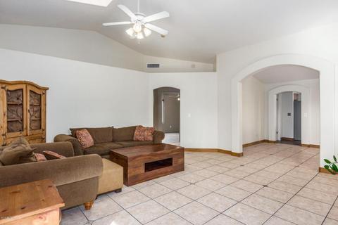2301 E Topeka Dr, Phoenix, AZ 85024 photo 2