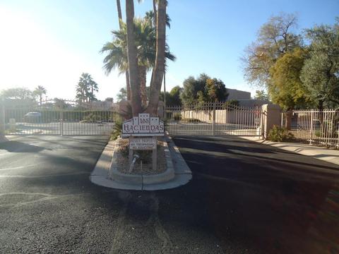 4032 E Larkspur Dr, Phoenix, AZ 85032 photo 1