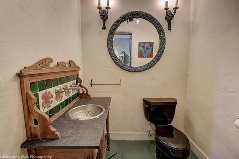 5725 E Camelback Rd, Phoenix, AZ 85018 photo 23