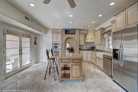 5725 E Camelback Rd, Phoenix, AZ 85018 photo 25