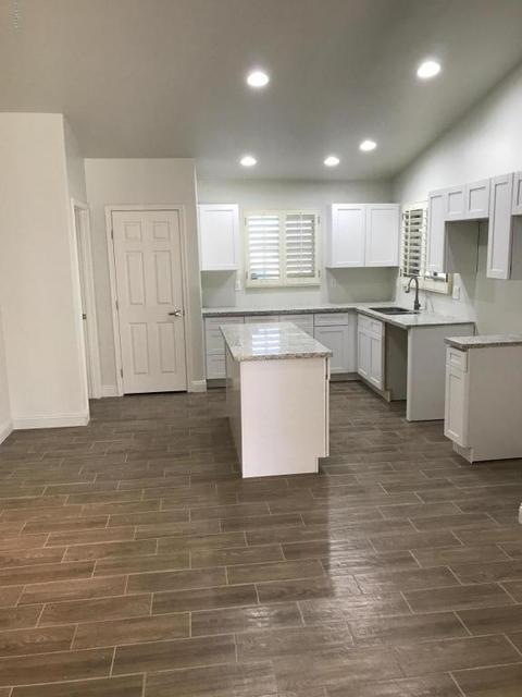 937 E Harwell Rd, Phoenix, AZ 85042 photo 1