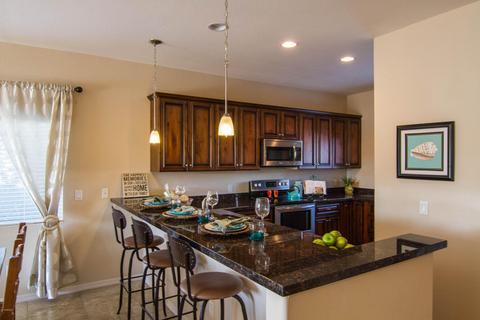 8214 S 4th Ln, Phoenix, AZ 85041 photo 4