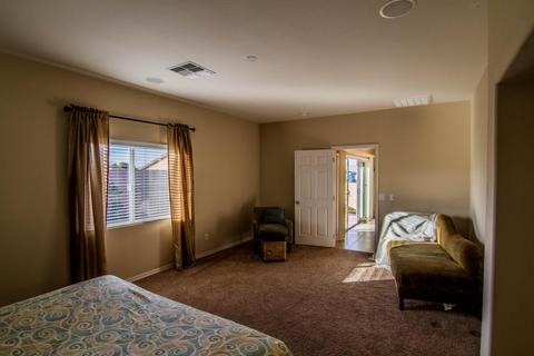 8214 S 4th Ln, Phoenix, AZ 85041 photo 12