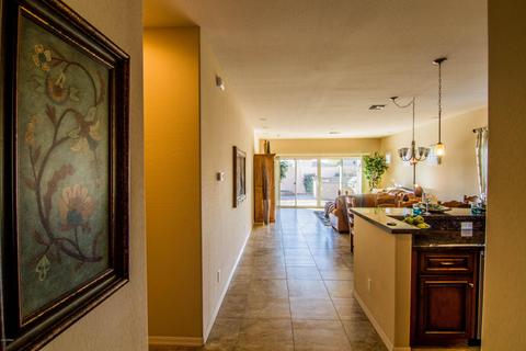 8214 S 4th Ln, Phoenix, AZ 85041 photo 8