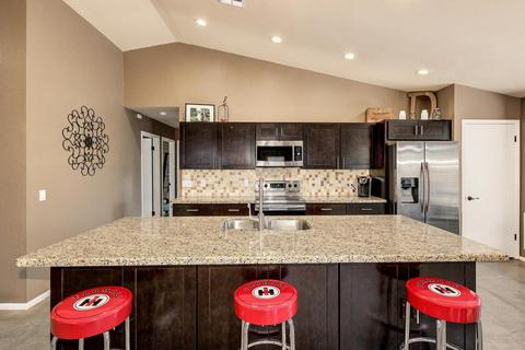 4037 E Topeka Dr, Phoenix, AZ 85050 photo 16