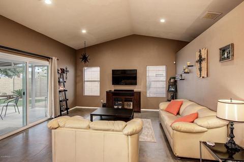 4037 E Topeka Dr, Phoenix, AZ 85050 photo 5