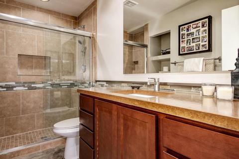 4037 E Topeka Dr, Phoenix, AZ 85050 photo 10