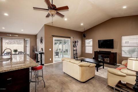 4037 E Topeka Dr, Phoenix, AZ 85050 photo 7