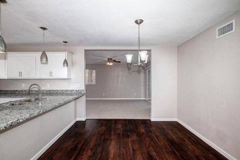 12640 N 26th Dr, Phoenix, AZ 85029 photo 8