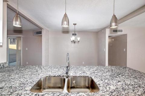 12640 N 26th Dr, Phoenix, AZ 85029 photo 5