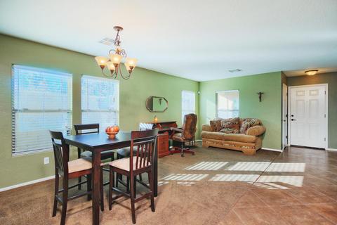 1001 S Pheasant Dr, Gilbert, AZ 85296 photo 3