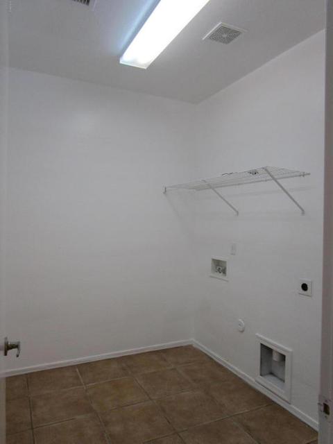 2015 N 94th Ln, Phoenix, AZ 85037 photo 5