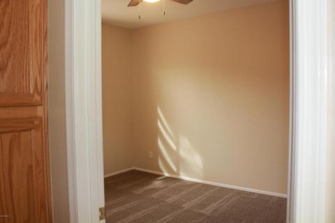 2574 S Buckaroo Trl, Gilbert, AZ 85297 photo 5