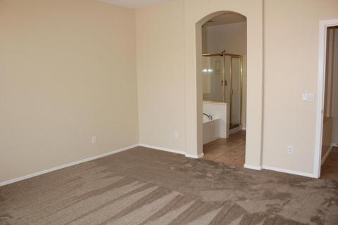 2574 S Buckaroo Trl, Gilbert, AZ 85297 photo 9