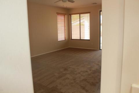 2574 S Buckaroo Trl, Gilbert, AZ 85297 photo 4