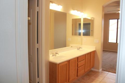 2574 S Buckaroo Trl, Gilbert, AZ 85297 photo 11