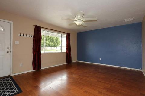305 E Orchid Ln, Phoenix, AZ 85020 photo 4