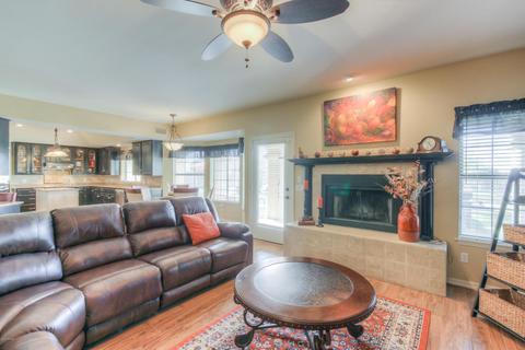 6327 E Star Valley Cir, Mesa, AZ 85215 photo 3
