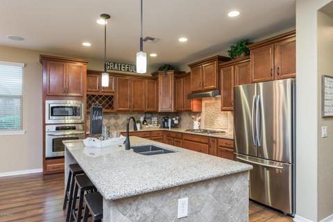 2580 E Orleans Dr, Gilbert, AZ 85298 photo 9