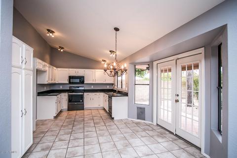 5546 Enrose St, Mesa, AZ 85205 photo 8