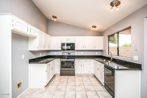 5546 Enrose St, Mesa, AZ 85205 photo 9