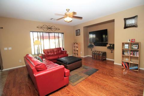 1038 E Iris Dr, Chandler, AZ 85286 photo 2